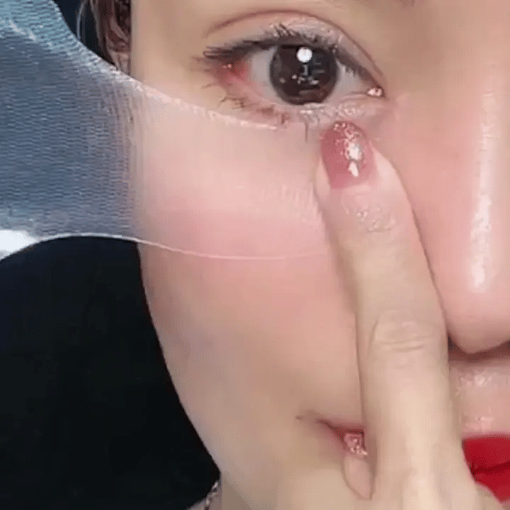 Increíble Parche Facial Anti-Arrugas - Solo hoy 30% descuento de Mes del Amor
